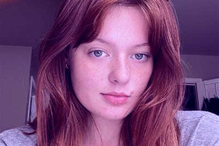 Sofia, 27, a red dark-eyed european companion based in Banzha. Offering Deep French Kissing, Erotic Massage, OWO. Available for incall and outcall, day and e...