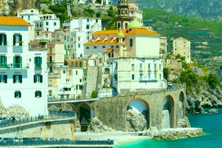 Sofia, 27 — Escort in Cannuzzo, Italy