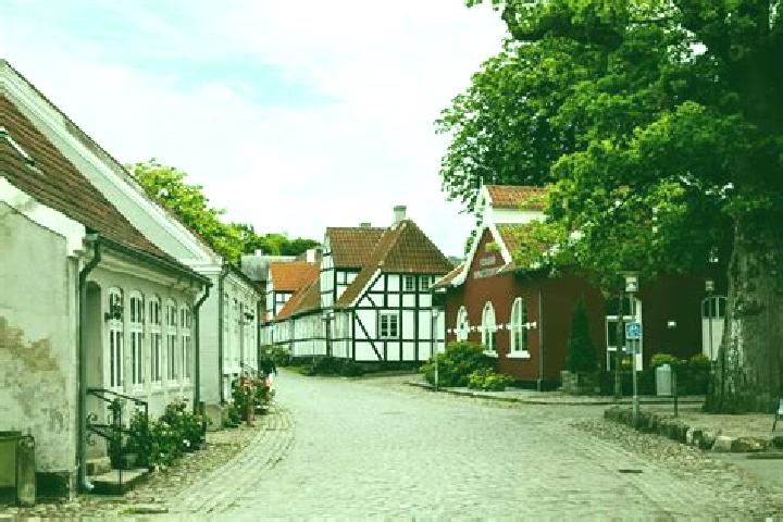 Sofia, 27 — Escort in Mariager, Denmark
