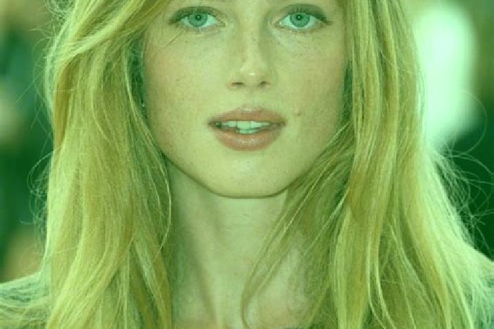 Sofia, 28, a blonde dark-eyed mixed companion based in Nagata. Offering Roleplay, OWO, Couples, Deep French Kissing. Available for incall and outcall, day an...