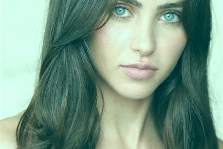 Sofia, 28, a brunette dark-eyed mediterranean companion based in Chaligny. Offering Fetish, Massage, Couples. Available for incall and outcall, day and eveni...