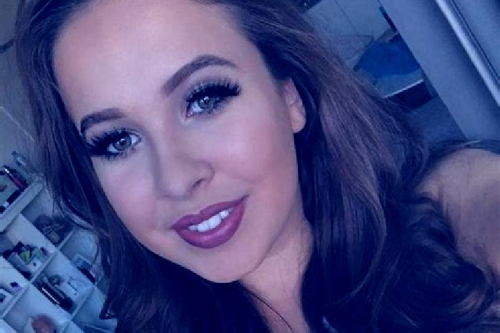 Sofia, 28, a dark blonde amber-eyed caucasian companion based in Seddouk. Offering Duos, Deep French Kissing, Dinner Date. Available for incall and outcall, ...