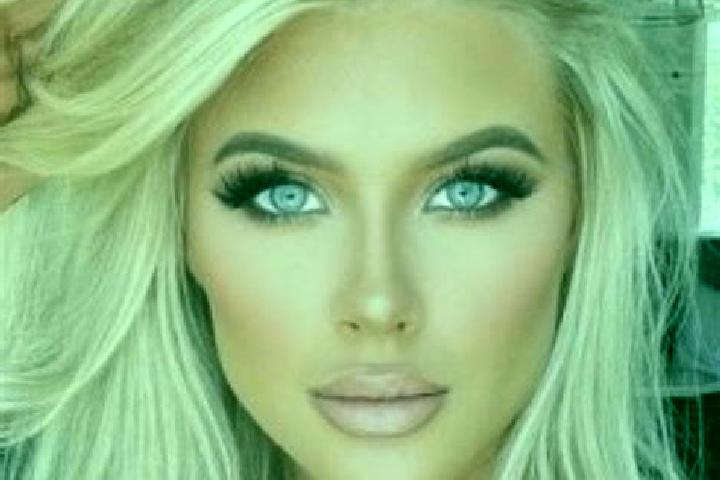 Sofia, 28, a platinum blonde grey-eyed mediterranean companion based in Vista Alegre. Offering Party Girl, Duos, OWO, Erotic Massage, 69. Available for incal...