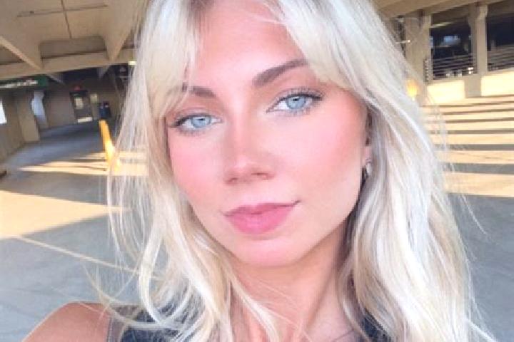 Sofia, 28 — Escort in Weldon, United States