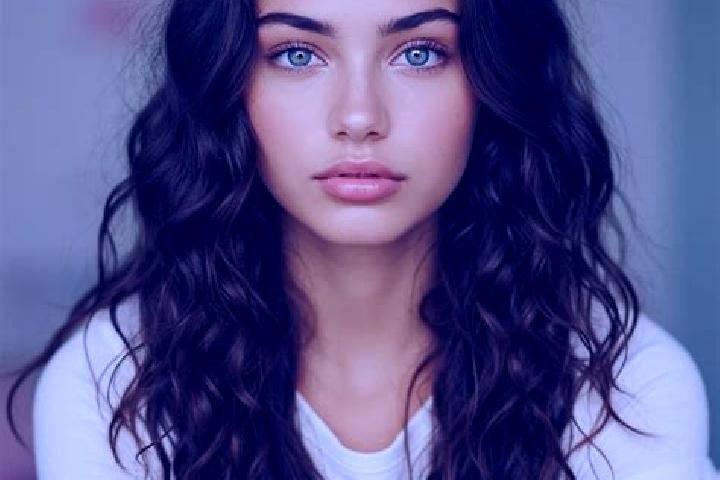 Sofia, 29, a auburn hazel-eyed mediterranean companion based in Okugano. Offering Massage, Duos, Tantra, Couples. Available for incall and outcall, overnight...