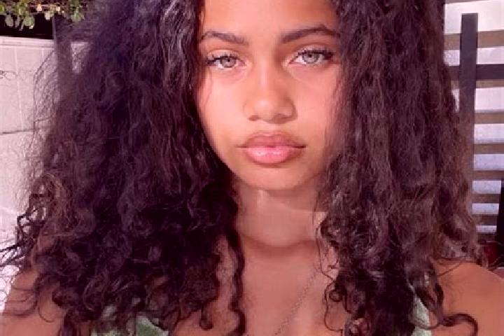 Sofia, 29, a black green-eyed mixed companion based in Sieniawa. Offering Duos, BDSM, Prostate Massage. Available for incall and outcall, overnight bookings ...