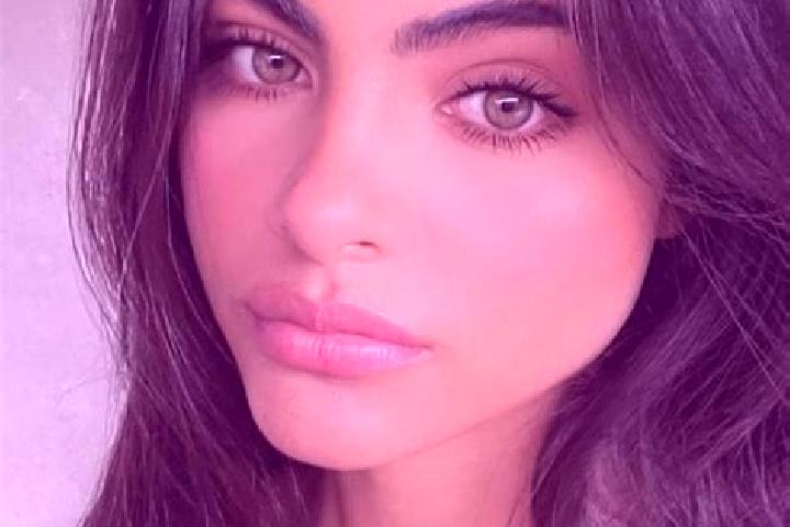Sofia, 29, a black hazel-eyed indian companion based in General Eugenio A. Garay. Offering Erotic Massage, Duos, GFE, Dinner Date, CIM. Available for incall ...