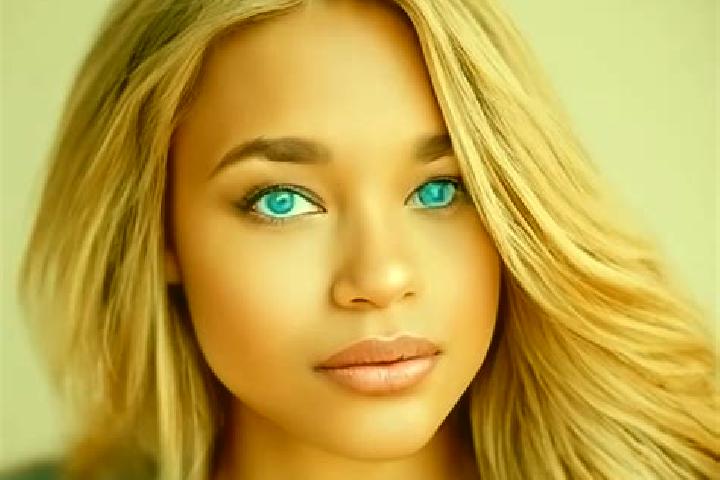 Sofia, 29, a blonde blue-eyed latina companion based in Cuixcuatitla. Offering BDSM, Duos, Deep French Kissing. Available for incall and outcall, overnight b...