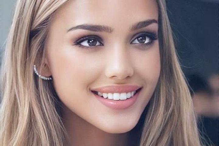 Sofia, 29, a blonde brown-eyed indian companion based in Klein Barkau. Offering Dinner Date, Tantra, GFE. Available for incall and outcall, overnight booking...