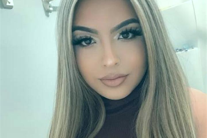 Sofia, 29, a blonde dark-eyed latina companion based in Northbrook. Offering GFE, Domination, OWO. Available for incall and outcall, overnight bookings avail...