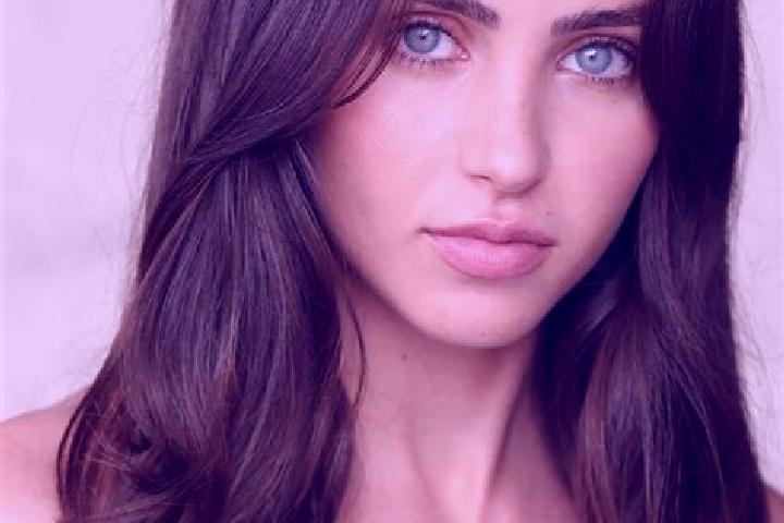Sofia, 29, a brunette brown-eyed indian companion based in Muara Bulian. Offering GFE, Striptease, Tantra. Available for incall and outcall, overnight bookin...