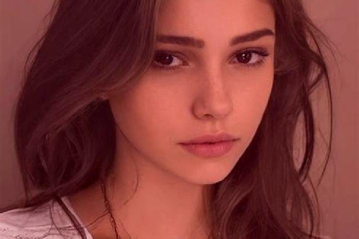 Sofia, 29, a chestnut hazel-eyed slavic companion based in Ouro Preto do Oeste. Offering GFE, Overnight, Duos, 69, Travel Companion. Available for incall and...