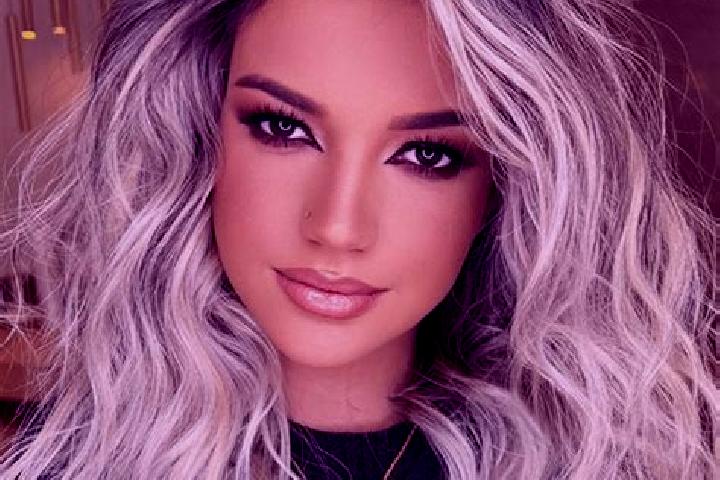 Sofia, 29, a platinum blonde brown-eyed asian companion based in Malveira. Offering Overnight, Tantra, CIM. Available for incall and outcall, day and evening...