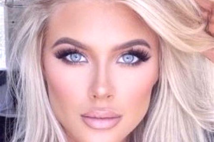 Sofia, 29, a platinum blonde grey-eyed ebony companion based in El Peral. Offering Deep French Kissing, Massage, Erotic Massage, Duos. Available for incall a...