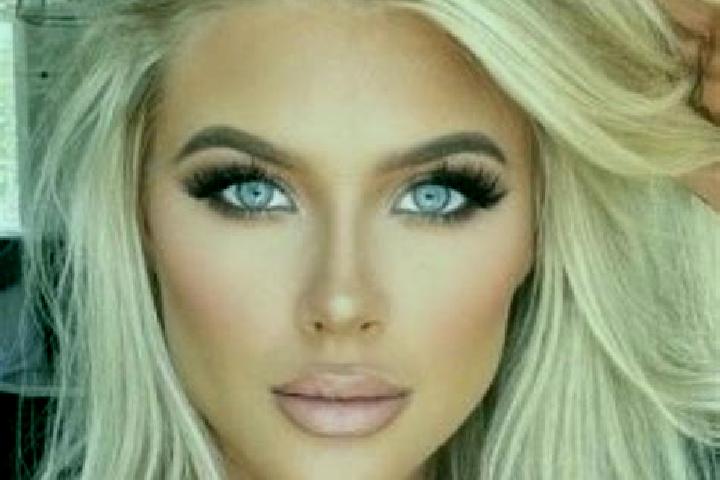 Sofia, 29, a platinum blonde grey-eyed latina companion based in Tebing. Offering OWO, Domination, Erotic Massage. Available for incall and outcall, day and ...