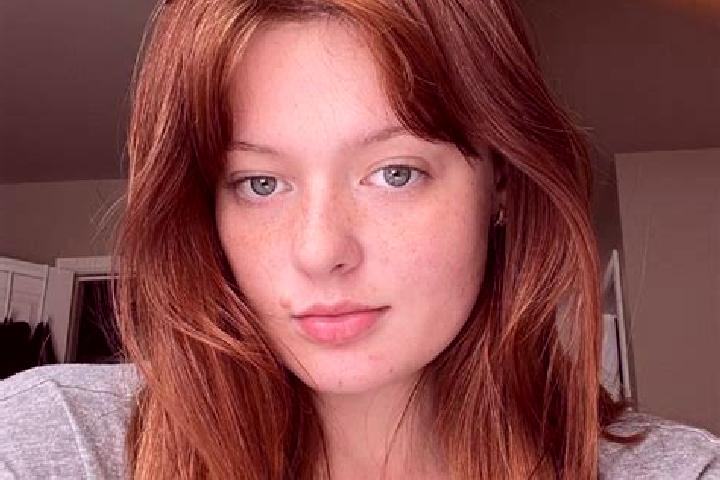 Sofia, 29, a red grey-eyed european companion based in Meulan-en-Yvelines. Offering GFE, Prostate Massage, Roleplay, Overnight. Available for incall and outc...