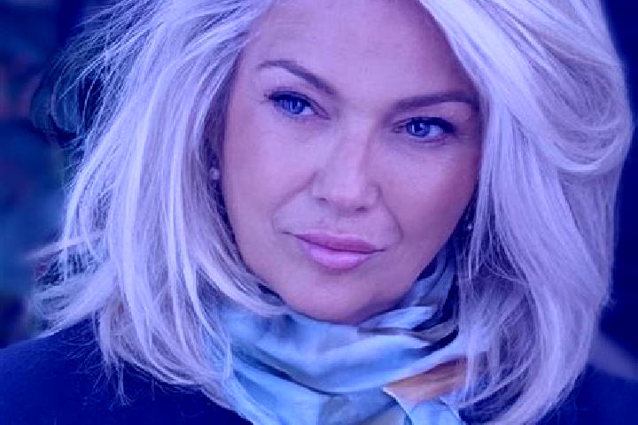 Sofia, 30, a blonde grey-eyed ebony companion based in Cire-d Aunis. Offering Deep French Kissing, Roleplay, OWO. Available for incall and outcall, day and e...