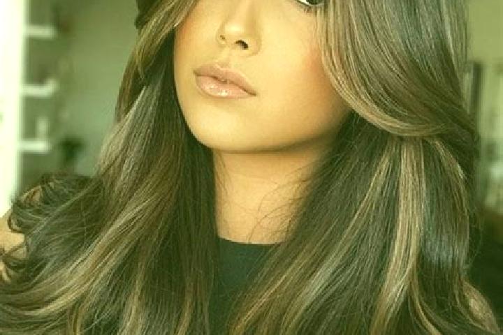 Sofia, 30, a brunette dark-eyed indian companion based in Buonalbergo. Offering Domination, Erotic Massage, A-Level, Overnight, Dinner Date. Available for in...