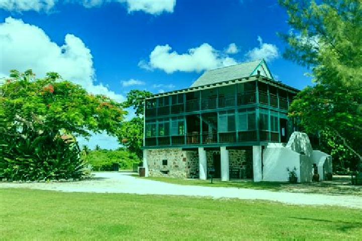 Sofia, 30 — Escort in Breezy Castle, Cayman Islands