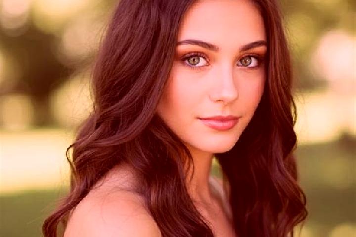 Sofia, 31, a black brown-eyed mixed companion based in Cueni. Offering Dinner Date, OWO, Duos, Couples. Available for incall and outcall, day and evening dates.