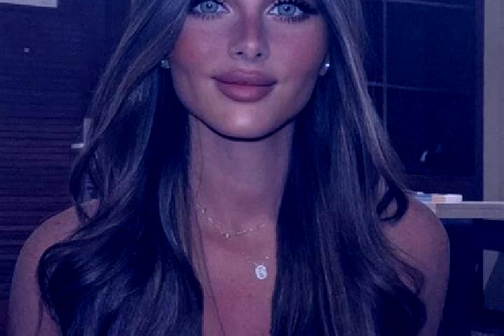 Sofia, 31, a brunette dark-eyed caribbean companion based in Zouar. Offering Girlfriend Experience, Party Girl, Couples. Available for incall and outcall, ov...