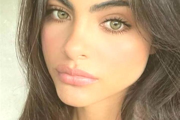 Sofia, 31, a brunette grey-eyed indian companion based in Trigg. Offering Massage, Erotic Massage, Girlfriend Experience. Available for incall and outcall, d...