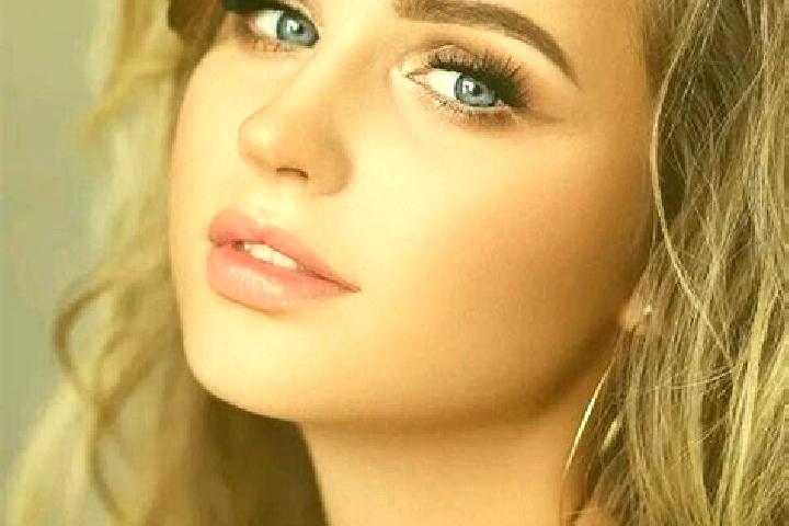 Sofia, 31, a dark blonde blue-eyed caribbean companion based in Dhamas. Offering GFE, BDSM, Prostate Massage, CIM. Available for incall and outcall, overnigh...