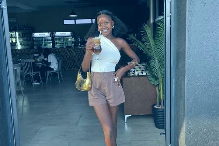 Sofia, 31 — Escort in Magogeni, South Africa