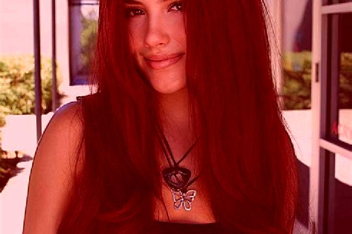 Sofia, 32, a auburn brown-eyed caucasian companion based in OErenkuyu. Offering CIM, Erotic Massage, Fetish, Girlfriend Experience, Roleplay. Available for i...
