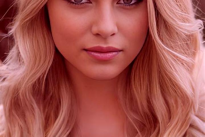 Sofia, 32, a blonde hazel-eyed european companion based in Coeneo de la Libertad. Offering Deep French Kissing, A-Level, Erotic Massage, Dinner Date. Availab...