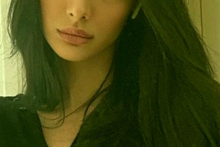 Sofia, 32, a chestnut dark-eyed middle eastern companion based in Clayburn. Offering Roleplay, Girlfriend Experience, Overnight, OWO, Party Girl. Available f...