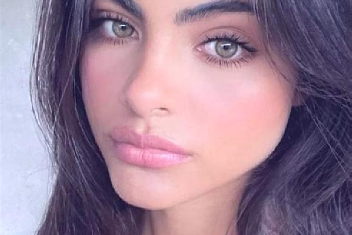 Sofia, 32, a chestnut hazel-eyed indian companion based in Beirut. Offering Party Girl, Travel Companion, Massage, Couples. Available for incall and outcall,...