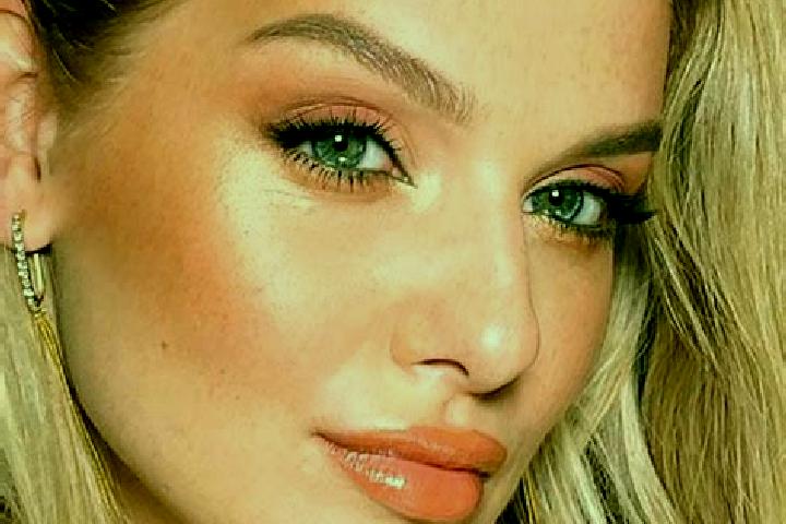 Sofia, 32, a dark blonde green-eyed mediterranean companion based in Huapaque 1ra. Seccion (Huapacon). Offering BDSM, Domination, Fetish. Available for incal...