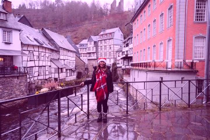 Sofia, 32 — Escort in Monschau, Germany