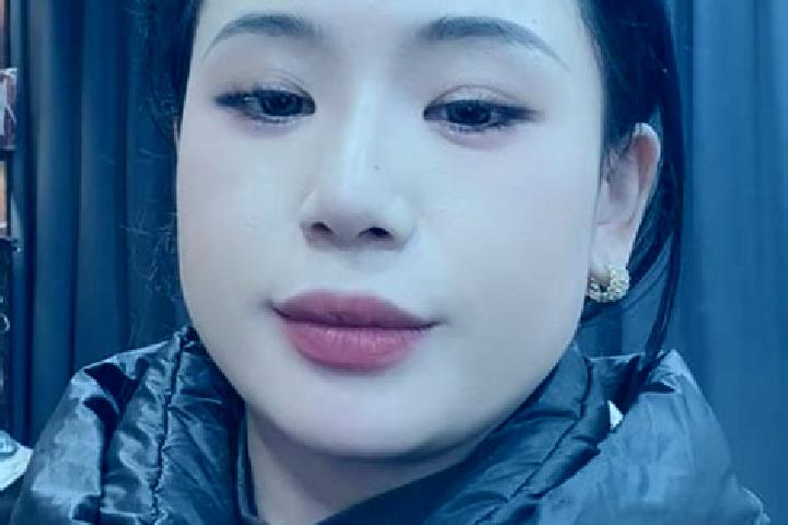Sofia, 32 — Escort in Wangmo, China