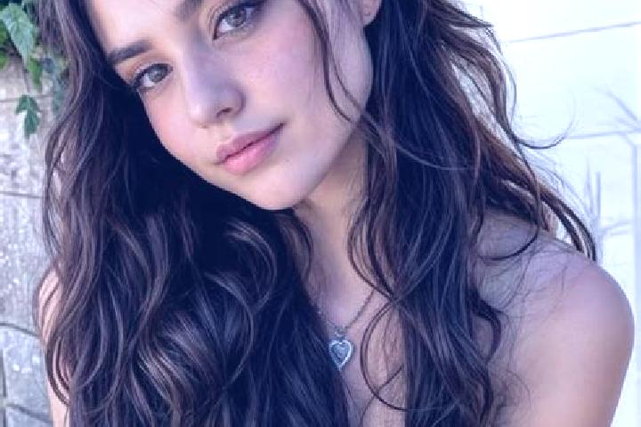 Sofia, 33, a auburn hazel-eyed middle eastern companion based in Lake Arrowhead. Offering Roleplay, Duos, Girlfriend Experience. Available for incall and out...