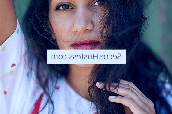 Sofia, 33, a black grey-eyed indian companion based in Chornyy Ostriv. Offering Party Girl, Striptease, A-Level, Tantra. Available for incall and outcall, da...