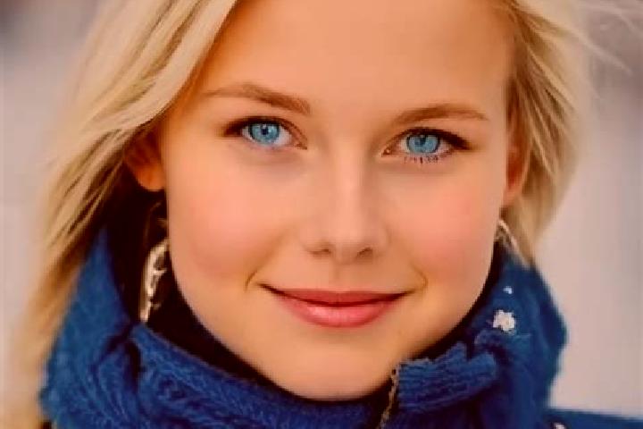 Sofia, 33, a blonde blue-eyed slavic companion based in Halensee. Offering Duos, Overnight, Roleplay, Travel Companion, Girlfriend Experience. Available for ...