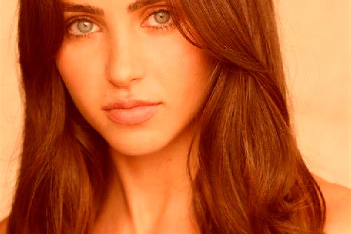 Sofia, 33, a brunette brown-eyed caucasian companion based in Sloup. Offering Striptease, Duos, Roleplay. Available for incall and outcall, day and evening d...
