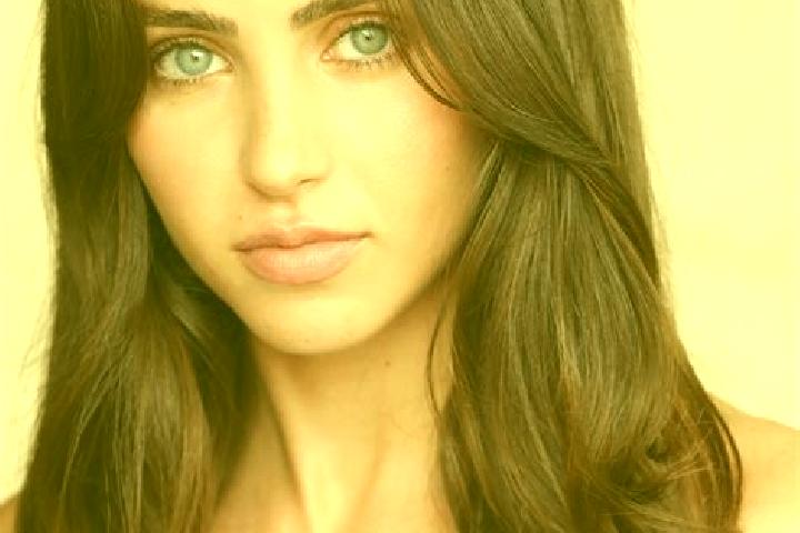 Sofia, 33, a brunette grey-eyed latina companion based in Banjar Pancingan. Offering Party Girl, Fetish, Dinner Date. Available for incall and outcall, overn...