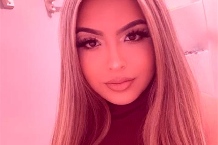 Sofia, 33, a red blue-eyed mixed companion based in Wang Sai Phun. Offering Roleplay, Domination, Girlfriend Experience, Fetish, Couples. Available for incal...