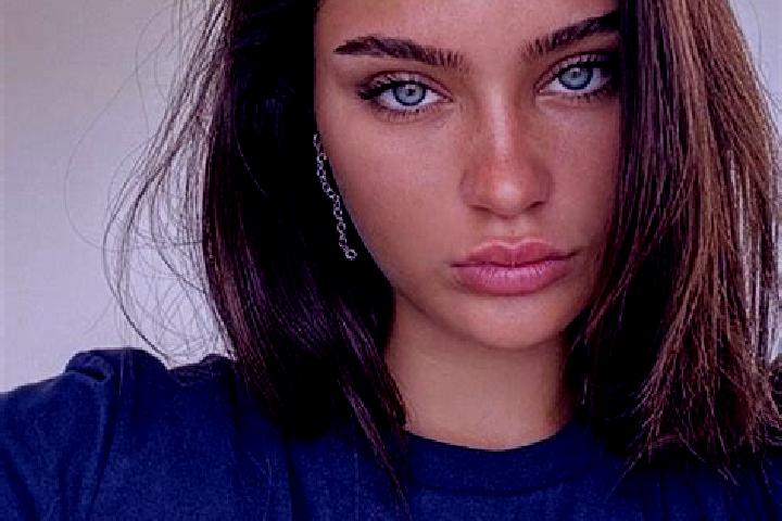 Sofia, 34, a brunette dark-eyed mixed companion based in Limusnunggal. Offering Couples, GFE, Dinner Date. Available for incall and outcall, overnight bookin...
