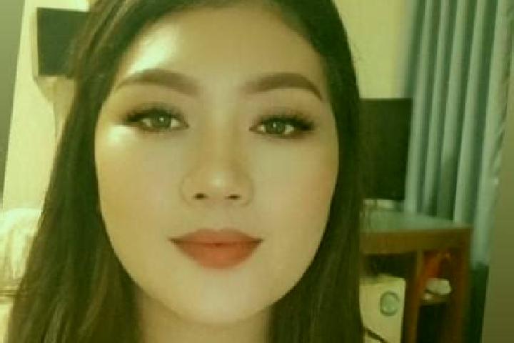 Sofia, 34, a dark blonde hazel-eyed asian companion based in Ripiceni. Offering Overnight, 69, Erotic Massage. Available for incall and outcall, overnight bo...