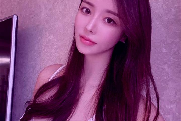 Sofia, 34 — Escort in Daodian, China