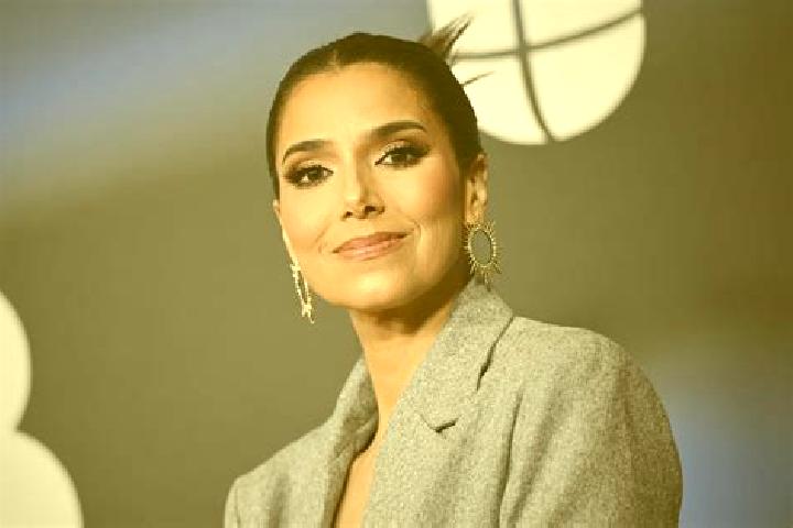 Sofia, 35, a black grey-eyed latina companion based in Romagnano. Offering BDSM, Roleplay, Overnight, A-Level, Girlfriend Experience. Available for incall an...