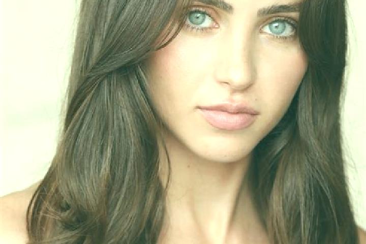 Sofia, 35, a brunette hazel-eyed ebony companion based in Prollo. Offering GFE, CIM, Tantra. Available for incall and outcall, day and evening dates.