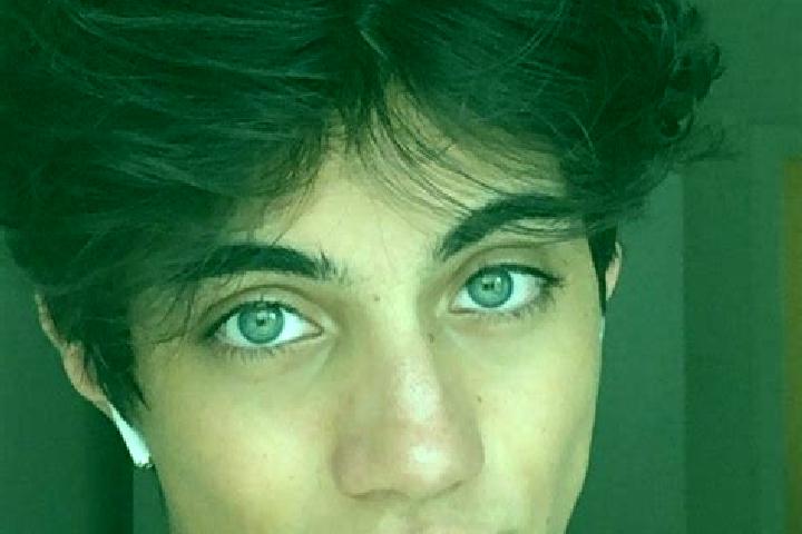 Sofia, 35, a chestnut green-eyed caucasian companion based in Arroio dos Ratos. Offering Overnight, OWO, Massage. Available for incall and outcall, day and e...