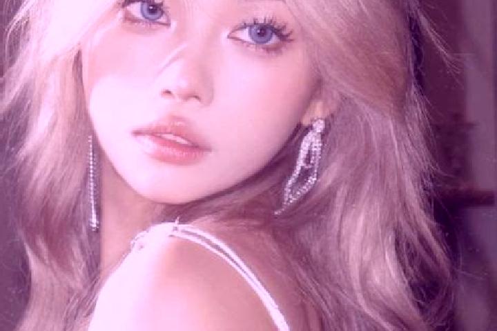 Sofia, 35, a platinum blonde green-eyed asian companion based in Duwakkandung. Offering A-Level, Girlfriend Experience, Overnight, Travel Companion, Fetish. ...
