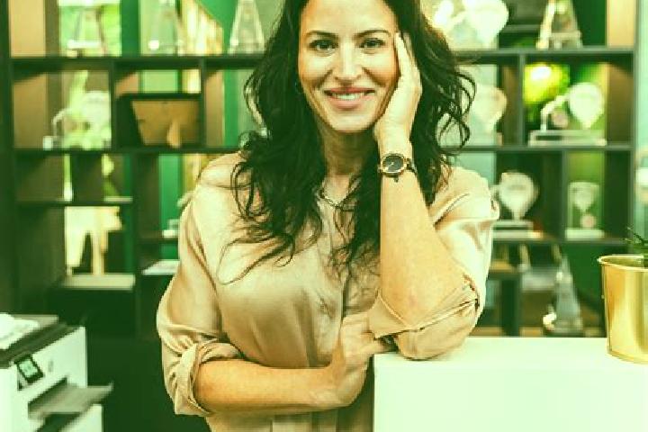 Sofia, 35 — Escort in Cartierville, Canada