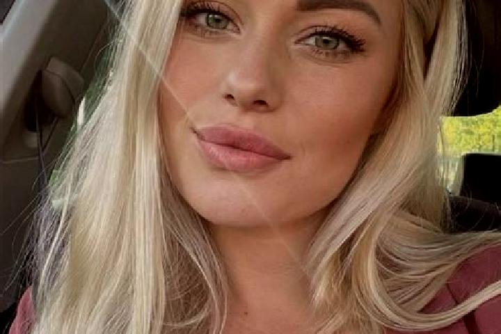 Sofia, 36, a blonde hazel-eyed caribbean companion based in Henan an. Offering Deep French Kissing, Overnight. Available for incall and outcall, day and even...